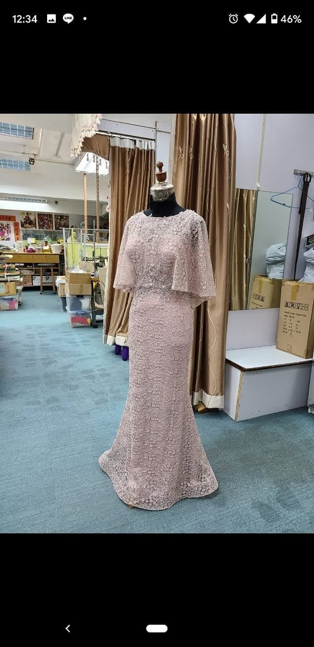 本店製作嘅晚裝作品